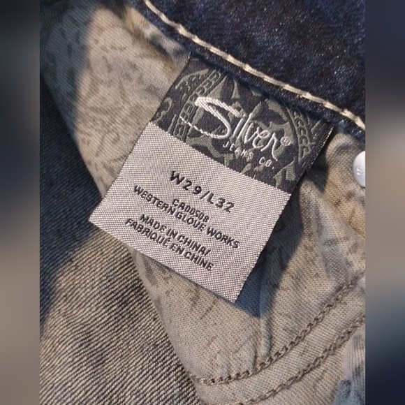 Silver jeans with fun, gold sequin back pockets - Picture 2 of 5